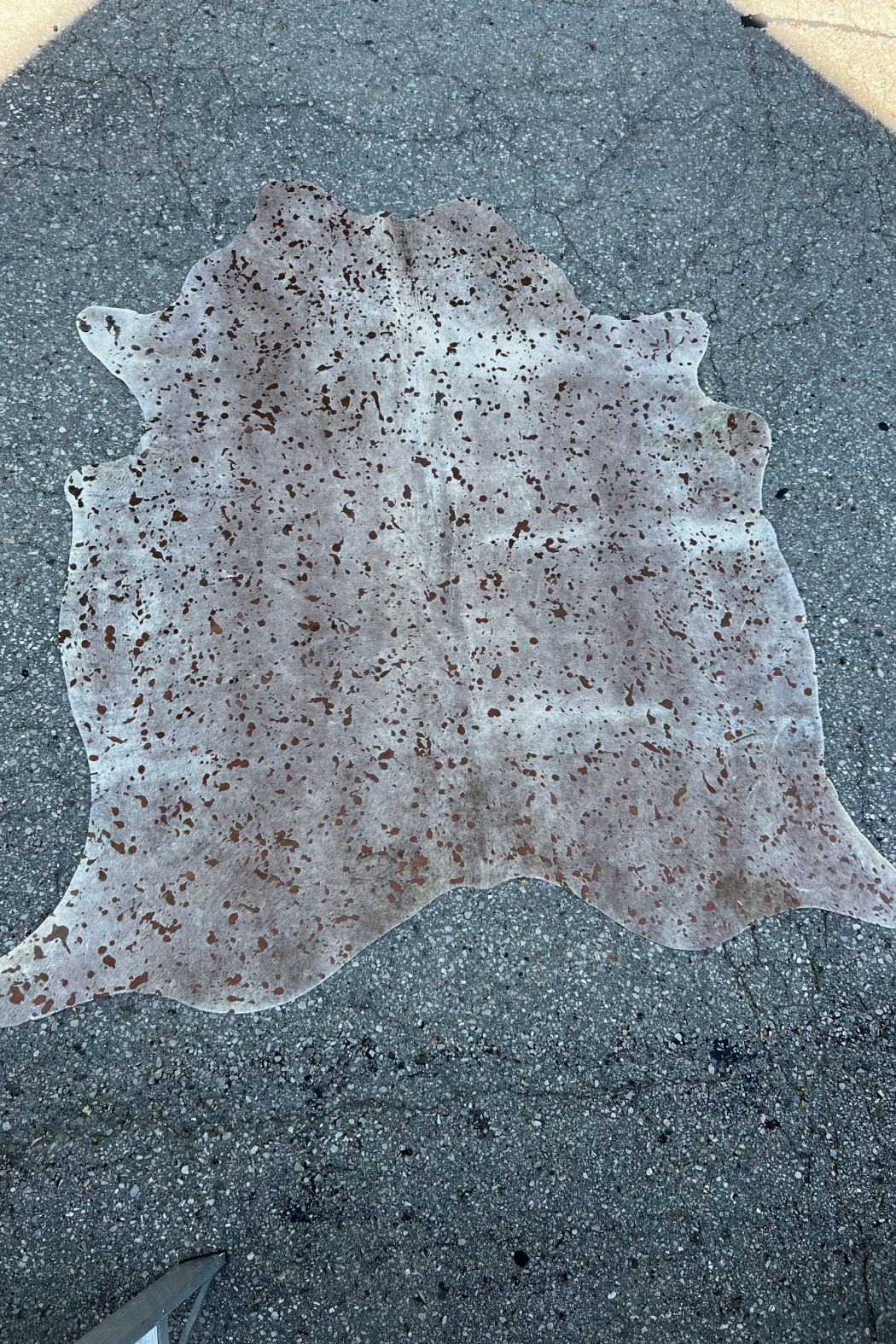 Metallic Cowhide Rug - Bronze