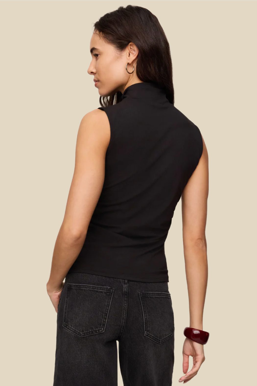 Silva High Neck