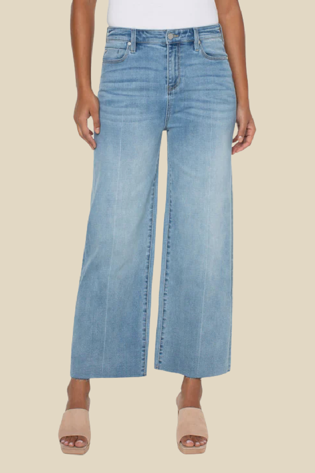 Stride Crop Wide Leg