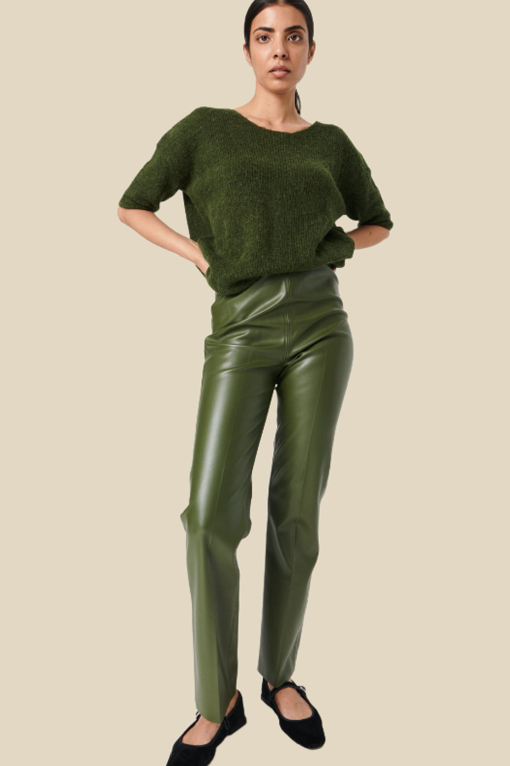 Kaylee Straight Faux Leather Pants – The Old Mill