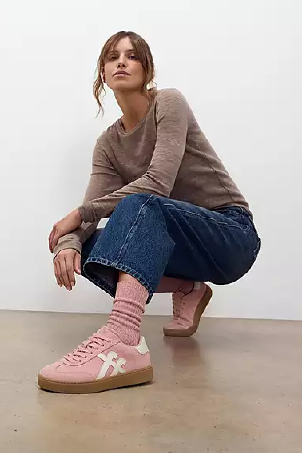 THE DASH T-Toe Leather Sneakers