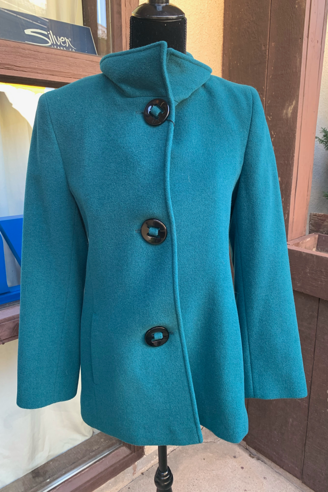 Fitted 2025 wool coat