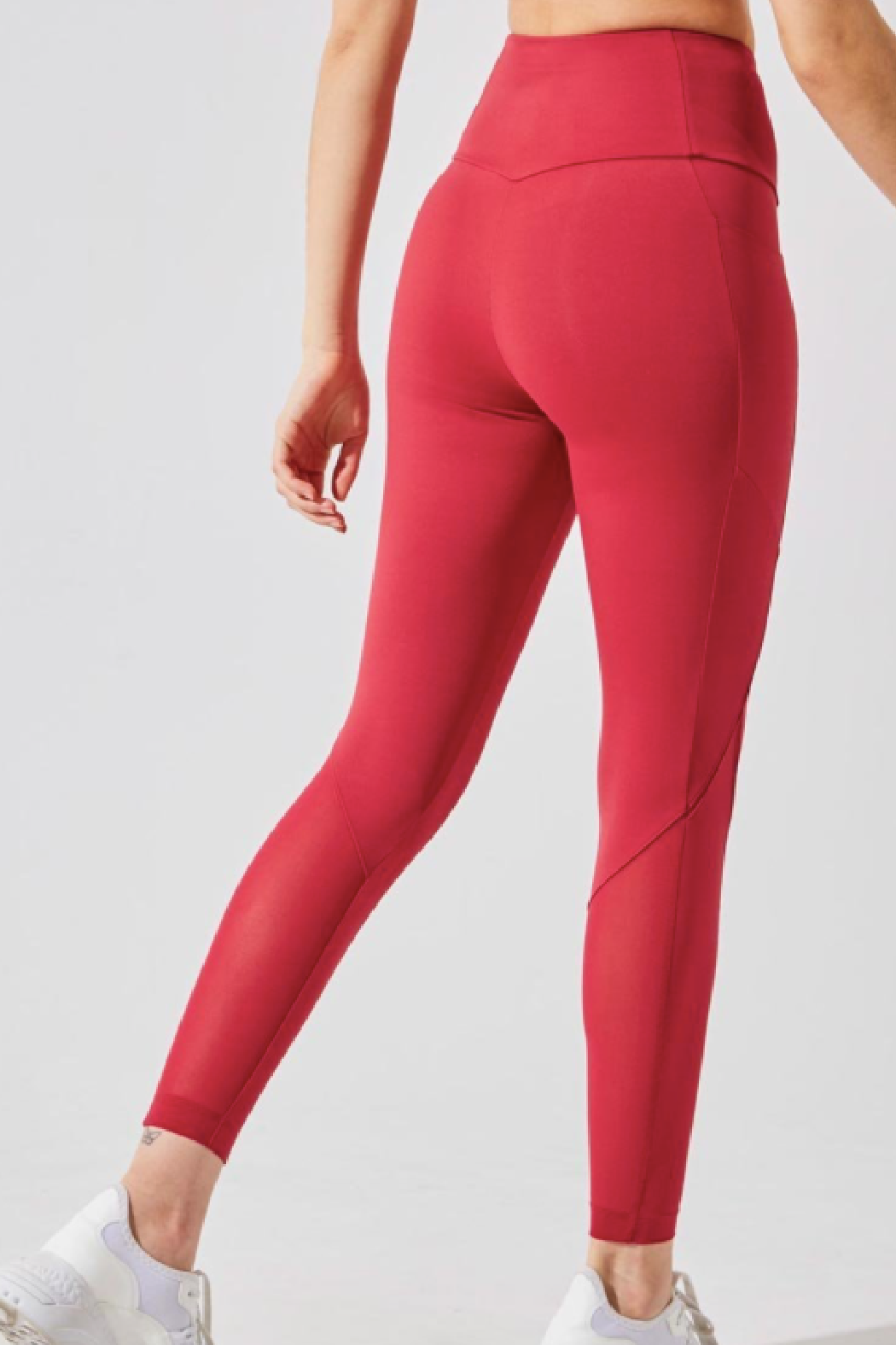 Accelerate Ultra-High Waisted 7/8 Legging