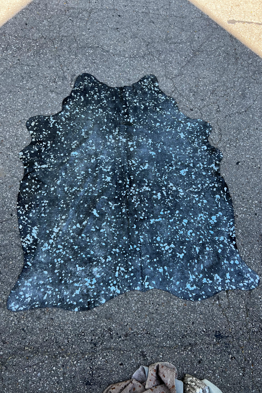 Metallic Cowhide Rug - Black
