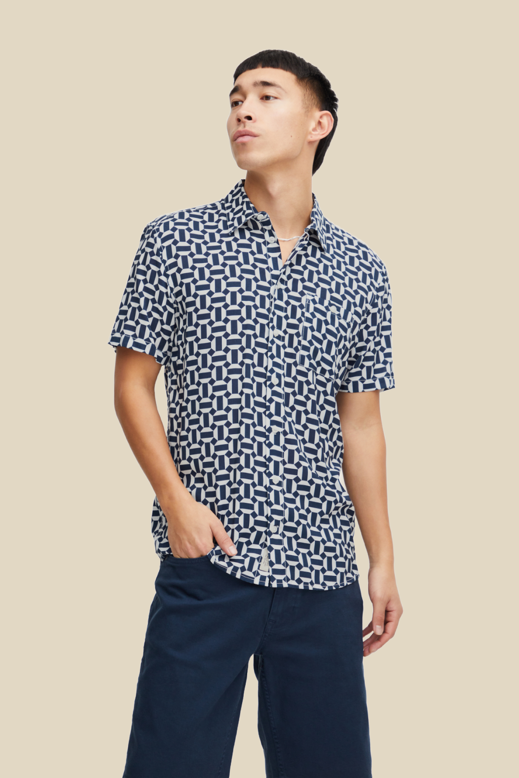 Geometric Button Up