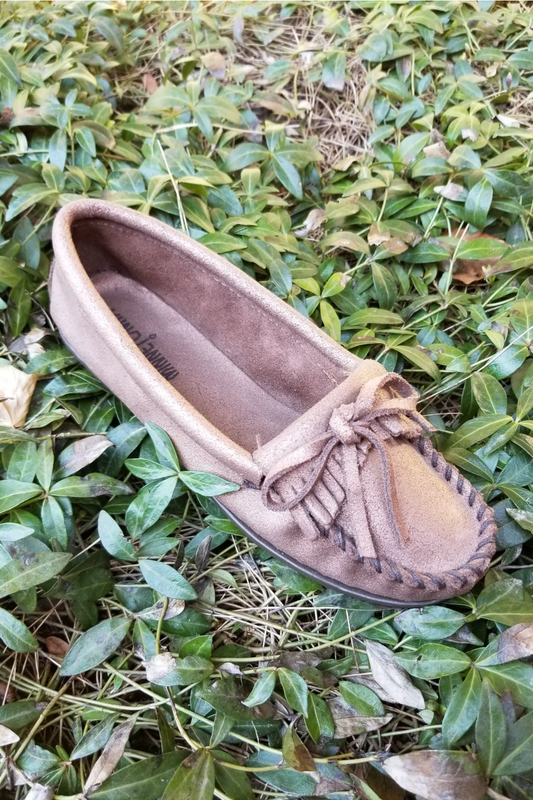 Minnetonka 403F Moccasin