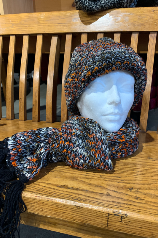 Knit Scarf Set