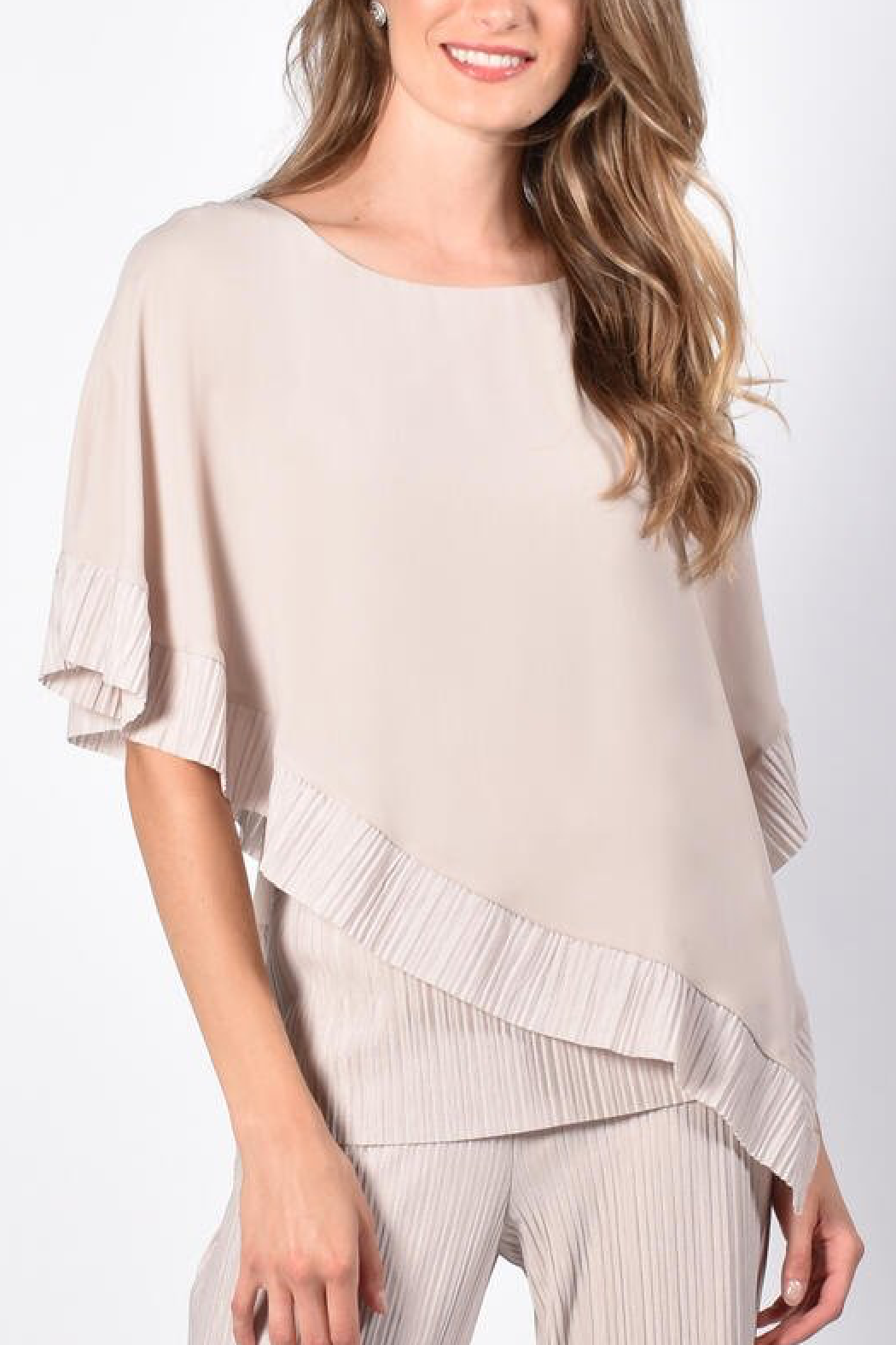 Frank Lyman Pant Suit Set