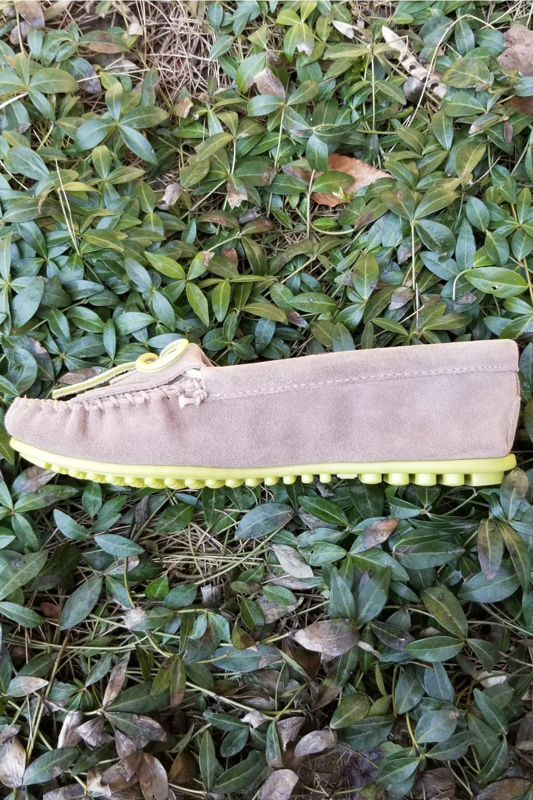 Minnetonka 326X Moccasin