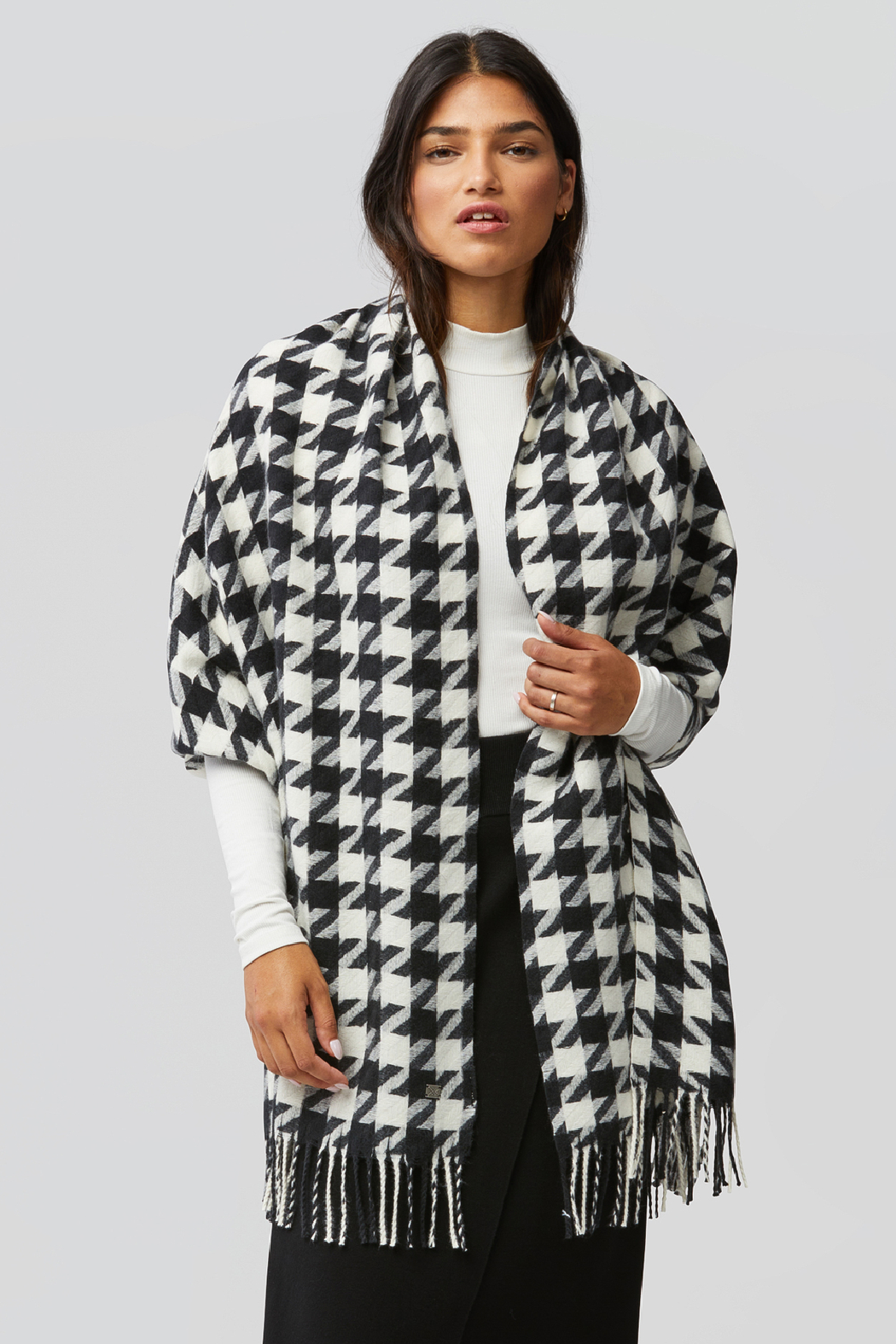 Sania Houndstooth Scarf